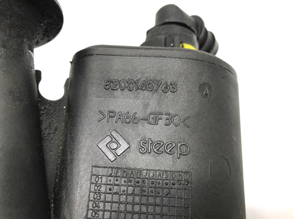 Маслозаливная горловина бу для Volvo V40  1.9 TD,  2003 г.