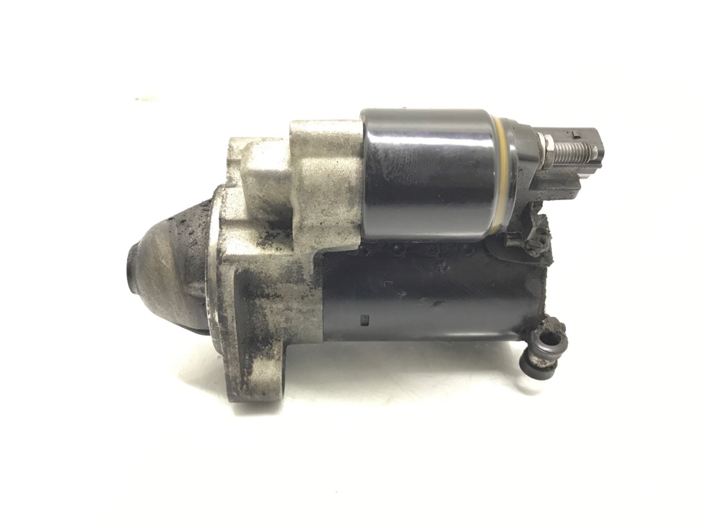 Стартер бу для Audi A4 B6 1.8 Ti, 2004 г. Стартер бу для Audi A4 B6 1.8 Ti, 2004 г.