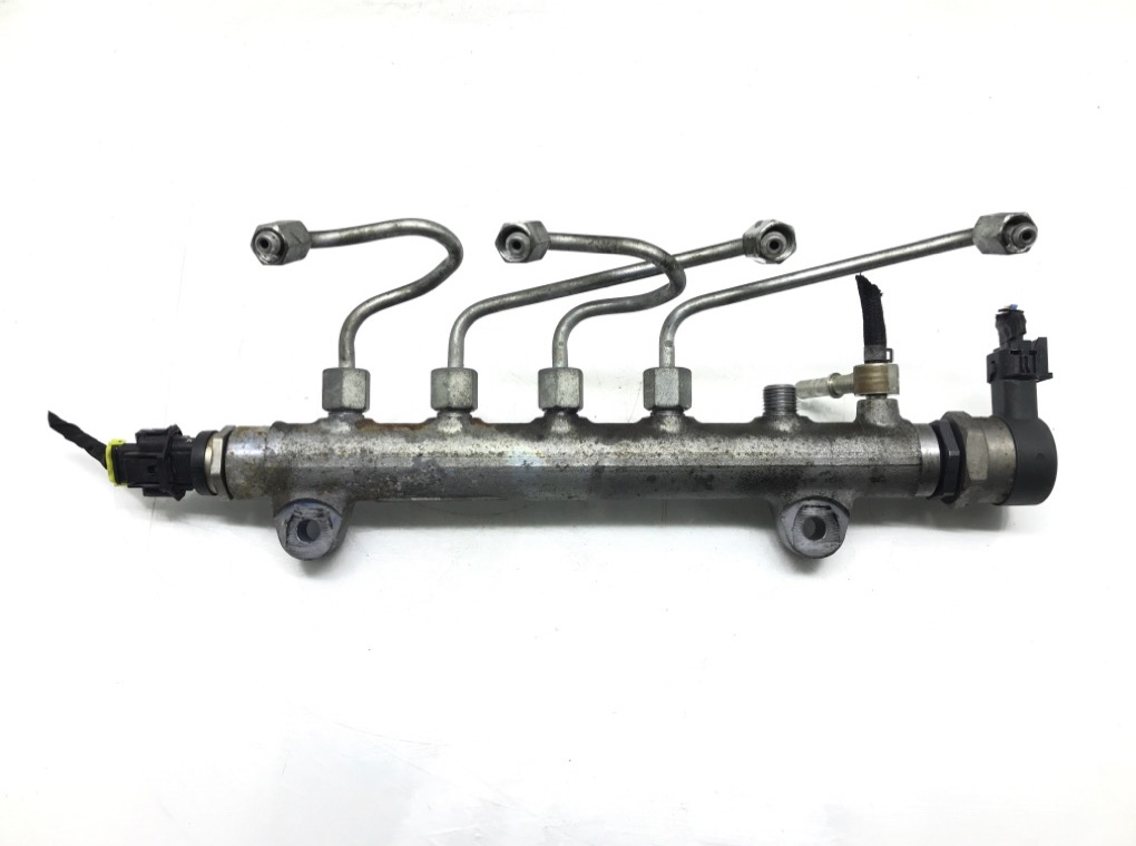 Топливная рампа бу для Kia Ceed 1 1.6 CRDi, 2010 г. Топливная рампа бу для Kia Ceed 1 1.6 CRDi, 2010 г.