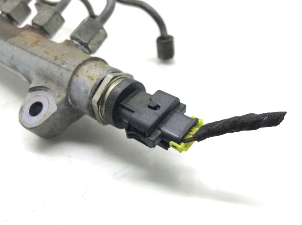 Топливная рампа бу для Kia Ceed 1 1.6 CRDi, 2010 г. Топливная рампа бу для Kia Ceed 1 1.6 CRDi, 2010 г.