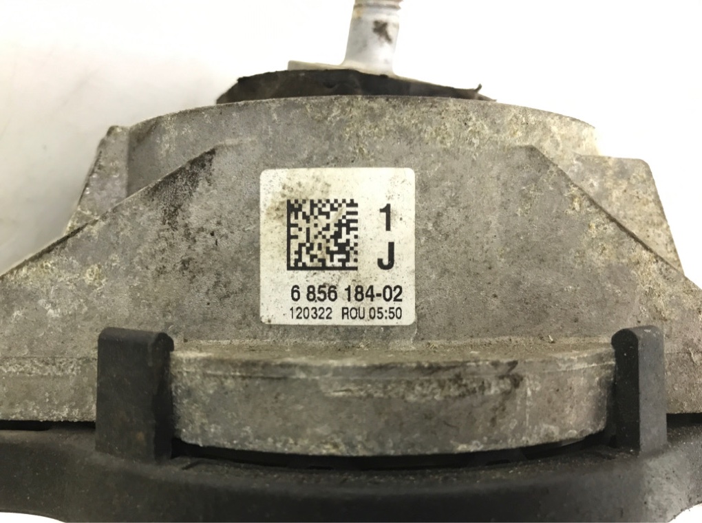 Подушка крепления двигателя бу для BMW X3 F25 2.0 i,  2014 г.