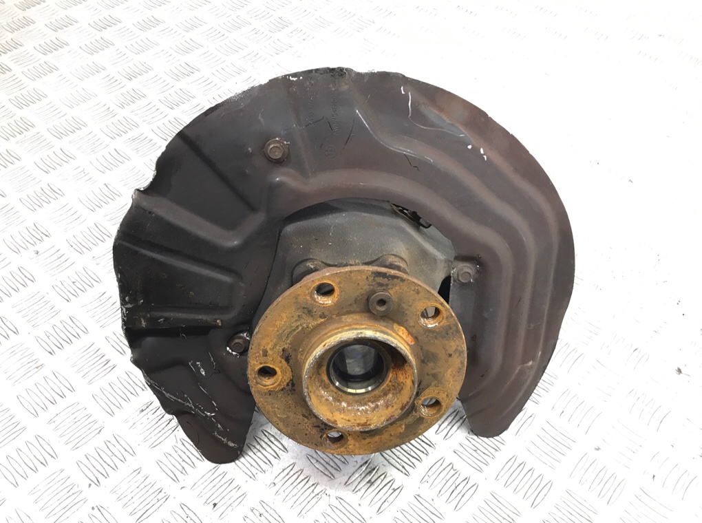 Ступица передняя левая бу для BMW X3 F25 2.0 i,  2014 г.