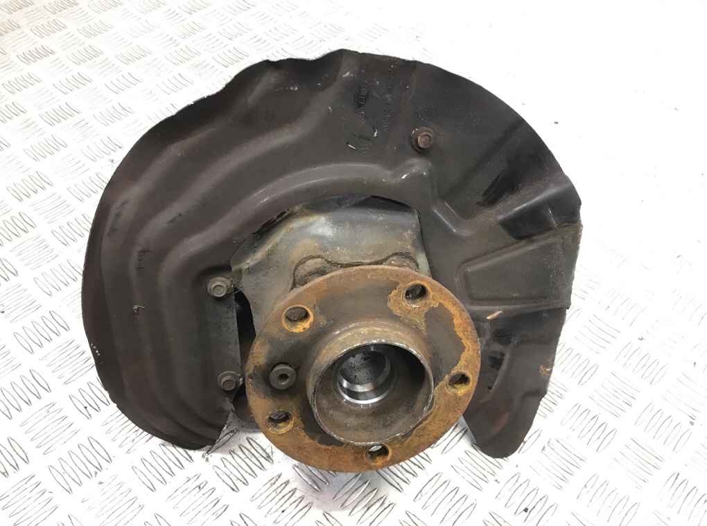 Ступица передняя правая бу для BMW X3 F25 2.0 i,  2014 г.