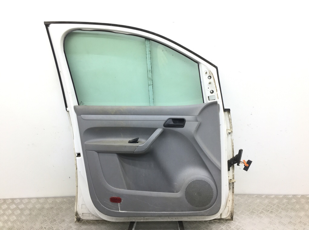 Дверь передняя левая бу для Volkswagen Caddy 3 1.9 TDi,  2010 г.