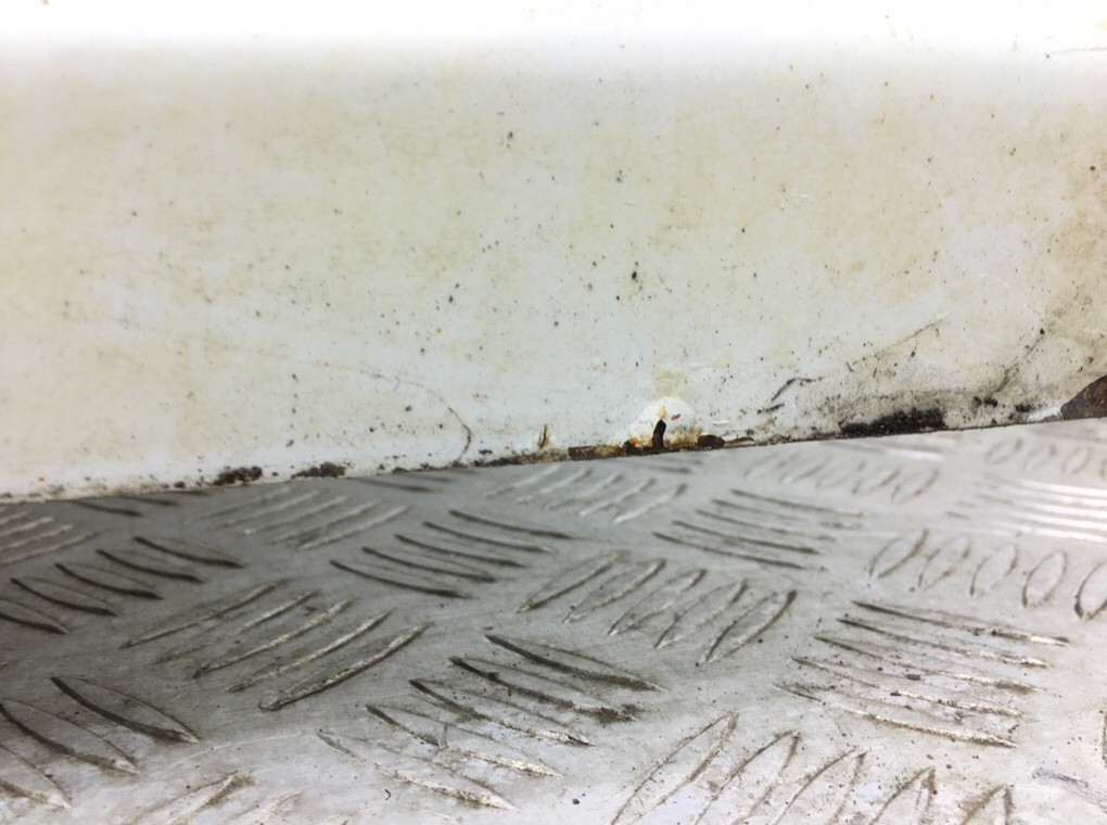 Дверь передняя левая бу для Volkswagen Caddy 3 1.9 TDi,  2010 г.