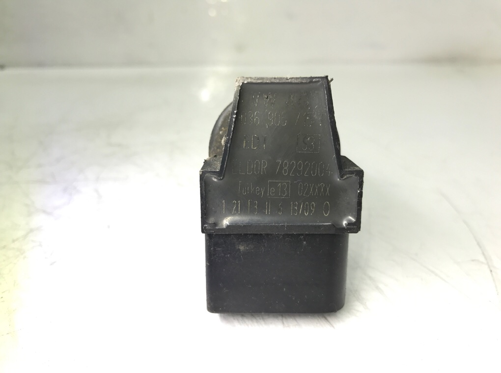 Катушка зажигания бу для Skoda Fabia 2 1.4 i, 2009 г. Катушка зажигания бу для Skoda Fabia 2 1.4 i, 2009 г.