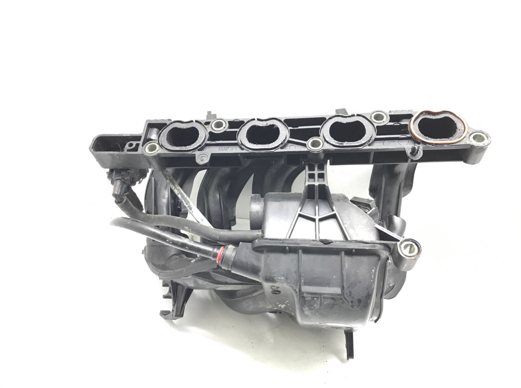 Коллектор впускной бу для Ford Fiesta 5 1.3 i,  2005 г.