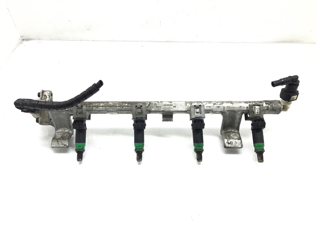 Топливная рампа бу для Ford Fiesta 5 1.3 i,  2005 г.