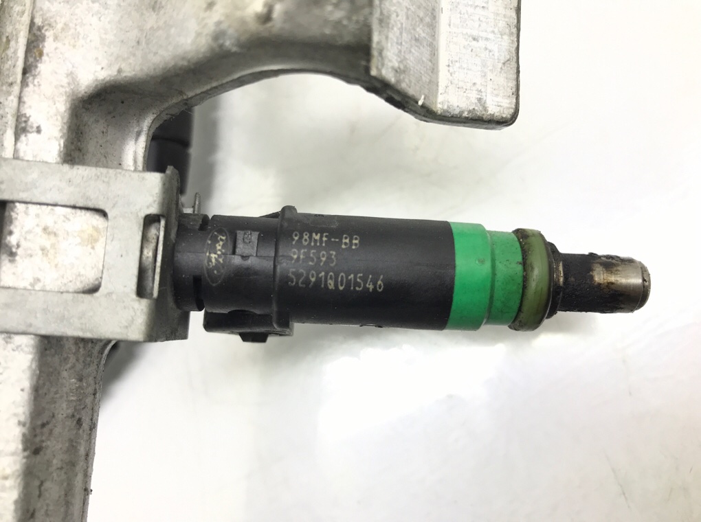 Топливная рампа бу для Ford Fiesta 5 1.3 i,  2005 г.