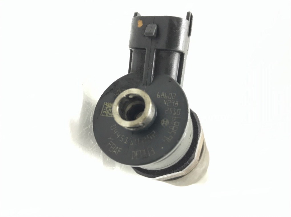 Форсунка бу для Peugeot 206 1 1.4 HDi, 2006 г. Форсунка бу для Peugeot 206 1 1.4 HDi, 2006 г.