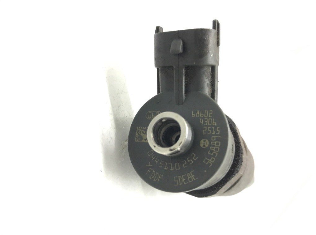 Форсунка бу для Peugeot 206 1 1.4 HDi, 2006 г. Форсунка бу для Peugeot 206 1 1.4 HDi, 2006 г.