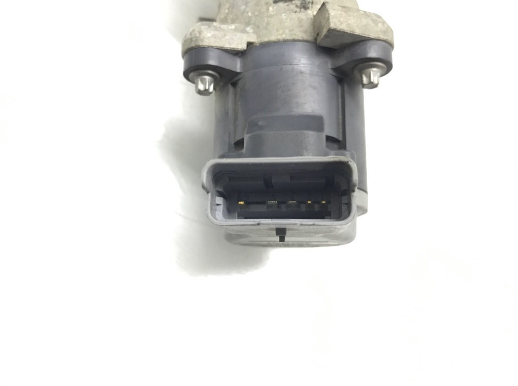 Клапан EGR бу для Land Rover Discovery 3 2.7 TD, 2007 г. Клапан EGR бу для Land Rover Discovery 3 2.7 TD, 2007 г.