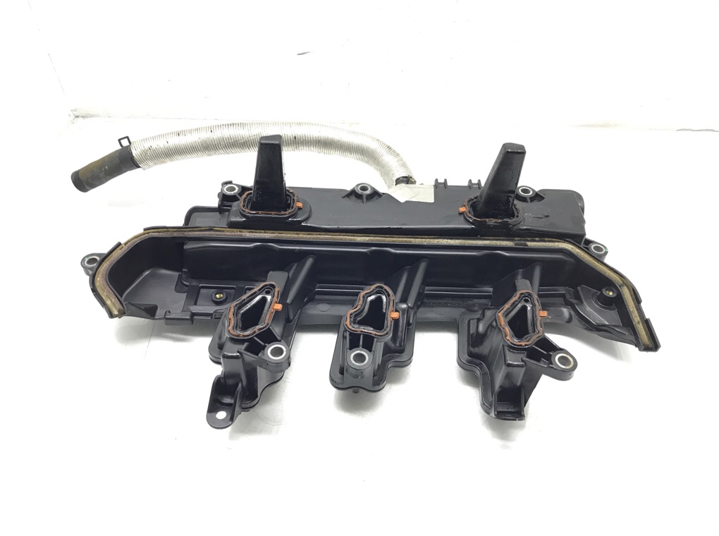 Клапанная крышка бу для Nissan Navara 2 2.5 DCi,  2007 г.