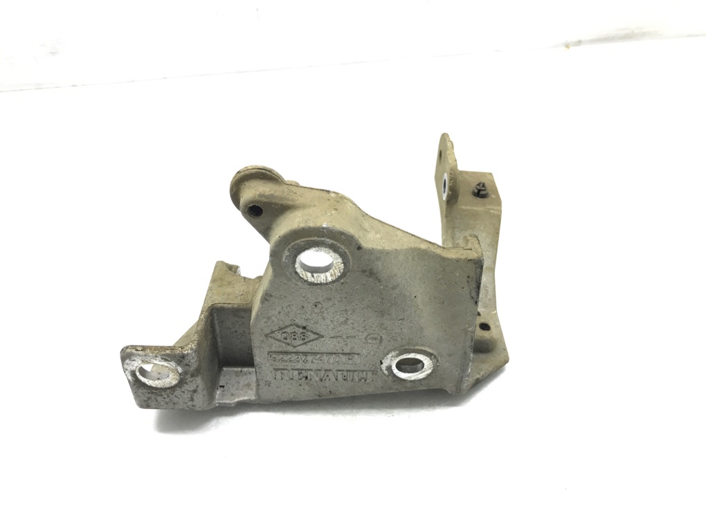 Кронштейн бу для Nissan Navara 2 2.5 DCi, 2007 г. Кронштейн бу для Nissan Navara 2 2.5 DCi, 2007 г.