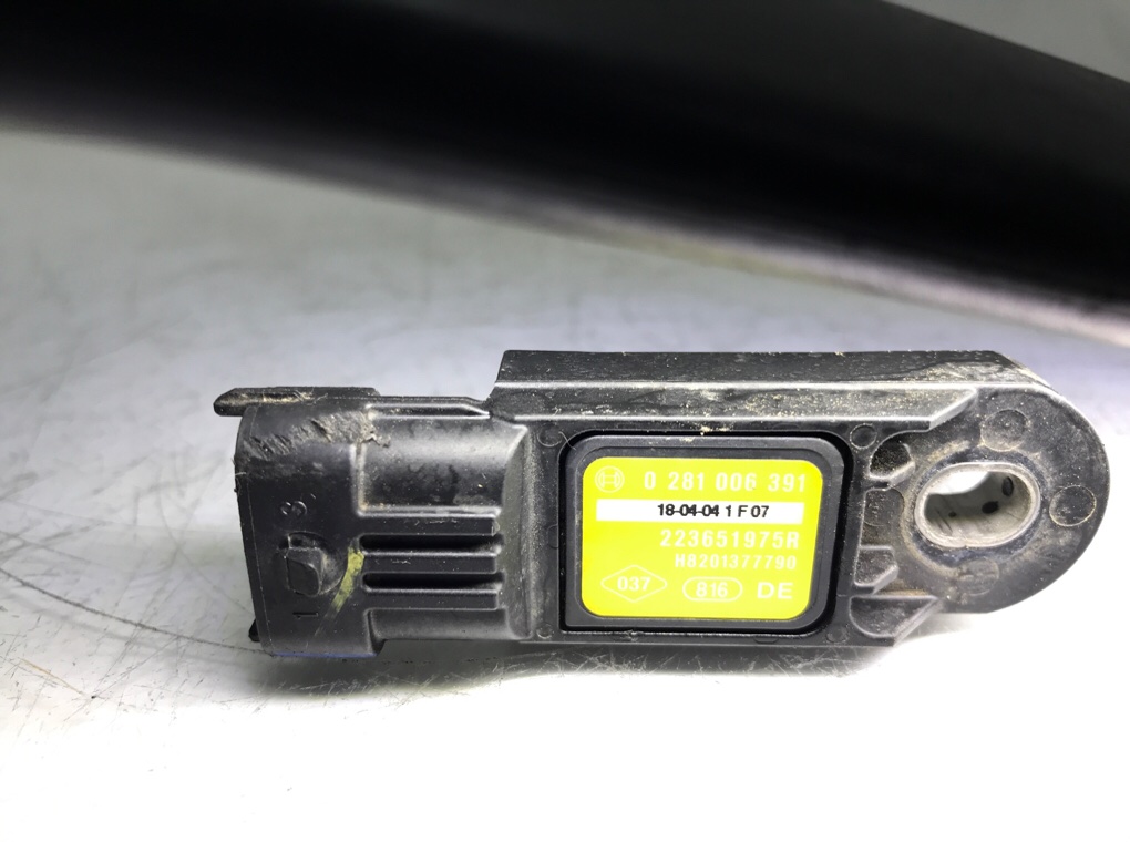 Датчик абсолютного давления бу для Nissan Navara 2 2.5 DCi, 2007 г. Датчик абсолютного давления бу для Nissan Navara 2 2.5 DCi, 2007 г.