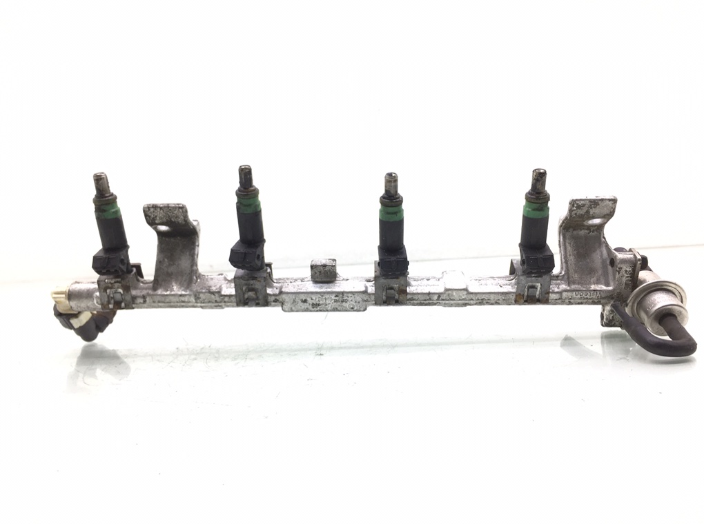 Топливная рампа бу для Ford Focus 1 1.6 i,  2002 г.