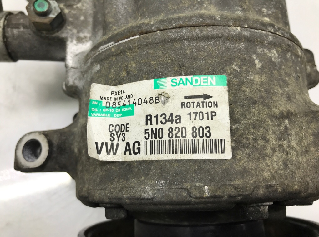 Компрессор кондиционера бу для Volkswagen Golf 5 1.9 TDi, 2008 г. Компрессор кондиционера бу для Volkswagen Golf 5 1.9 TDi, 2008 г.