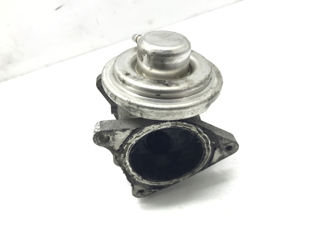 Клапан EGR бу для Volkswagen Golf 5 1.9 TDi, 2008 г. Клапан EGR бу для Volkswagen Golf 5 1.9 TDi, 2008 г.