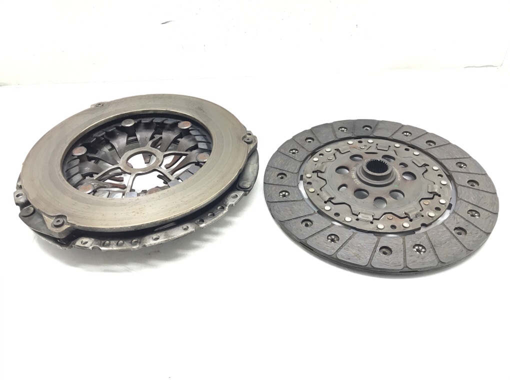 Комплект сцепления бу для Volkswagen Golf 5 1.9 TDi,  2008 г.