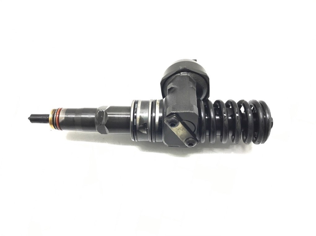 Форсунка бу для Volkswagen Golf 5 1.9 TDi,  2008 г.