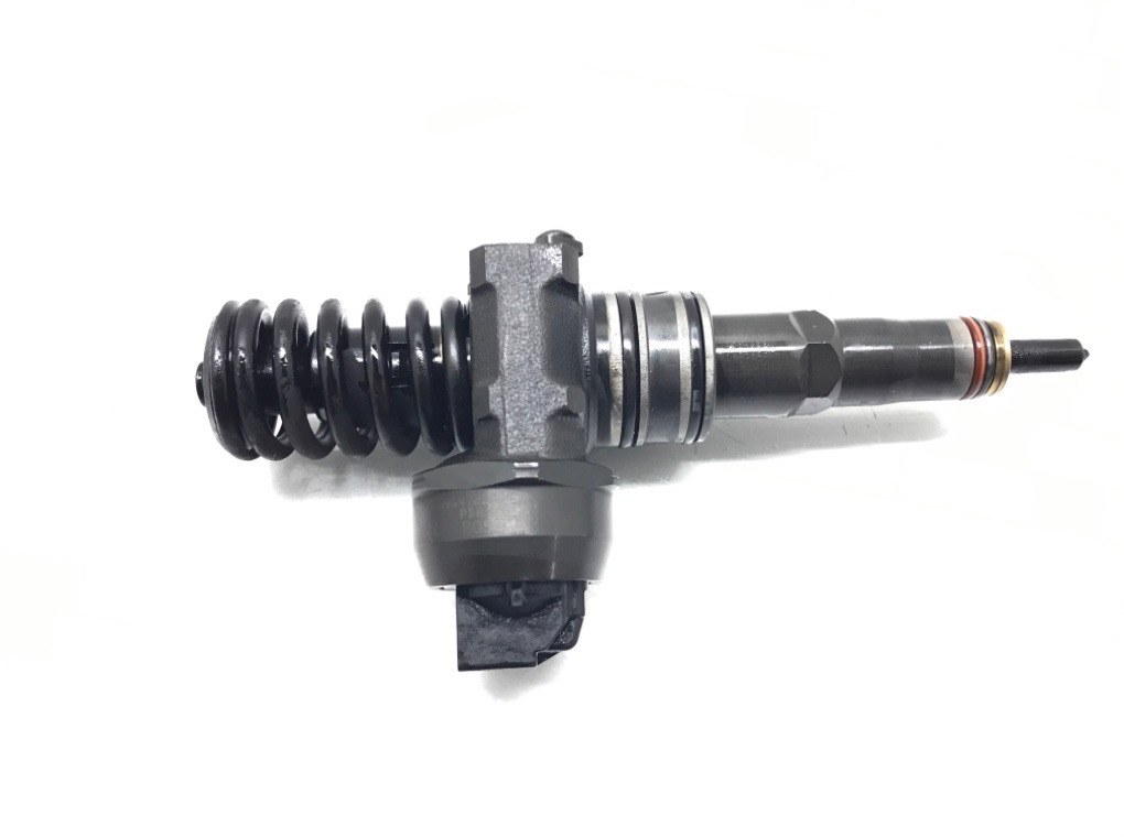 Форсунка бу для Volkswagen Golf 5 1.9 TDi,  2008 г.