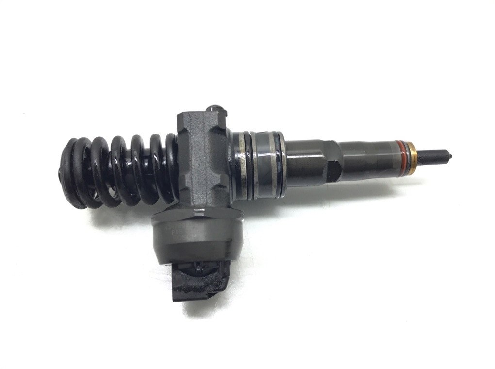 Форсунка бу для Volkswagen Golf 5 1.9 TDi,  2008 г.