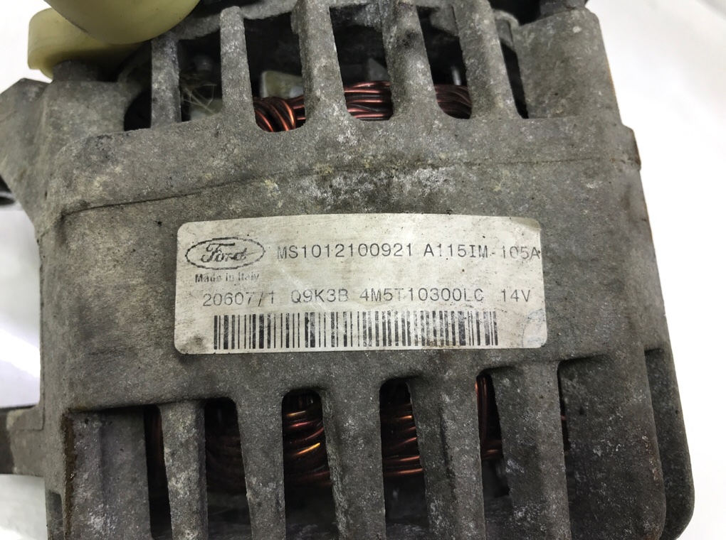 Генератор бу для Ford Focus 2 1.8 TDCi,  2007 г.