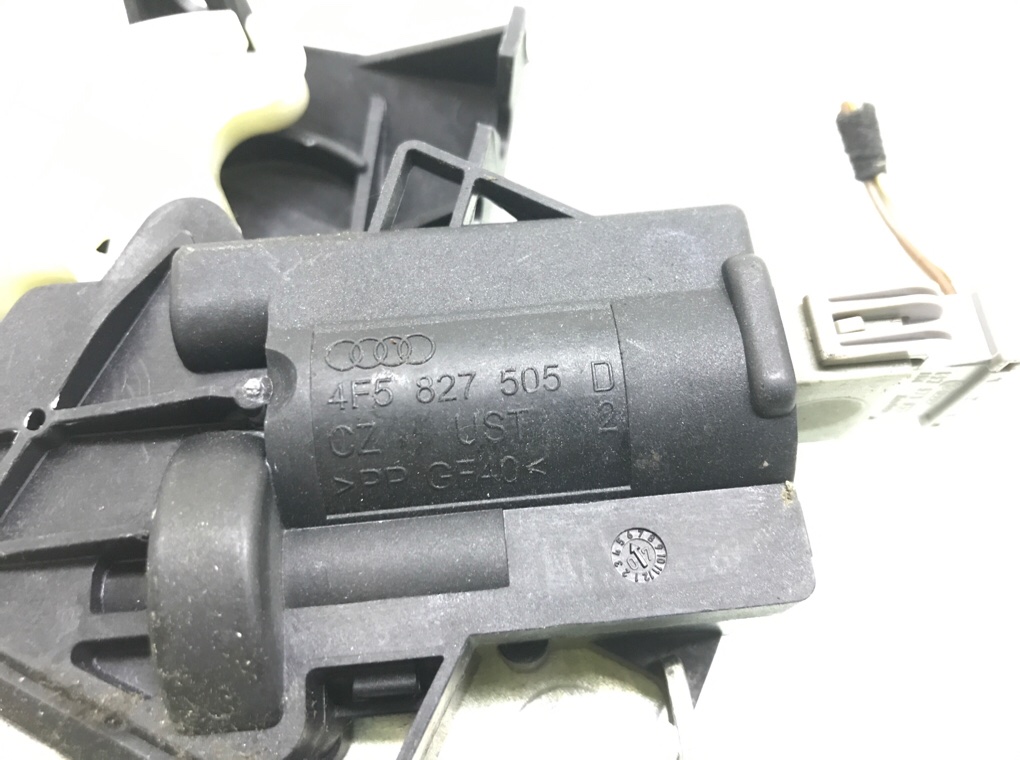 Замок багажника бу для Audi A6 C6 2.0 TDi,  2007 г.