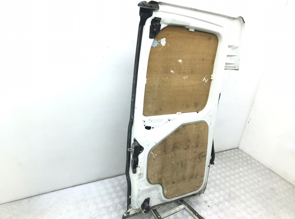 Дверь задняя распашная левая бу для Peugeot Expert 2 2.0 HDi,  2007 г.