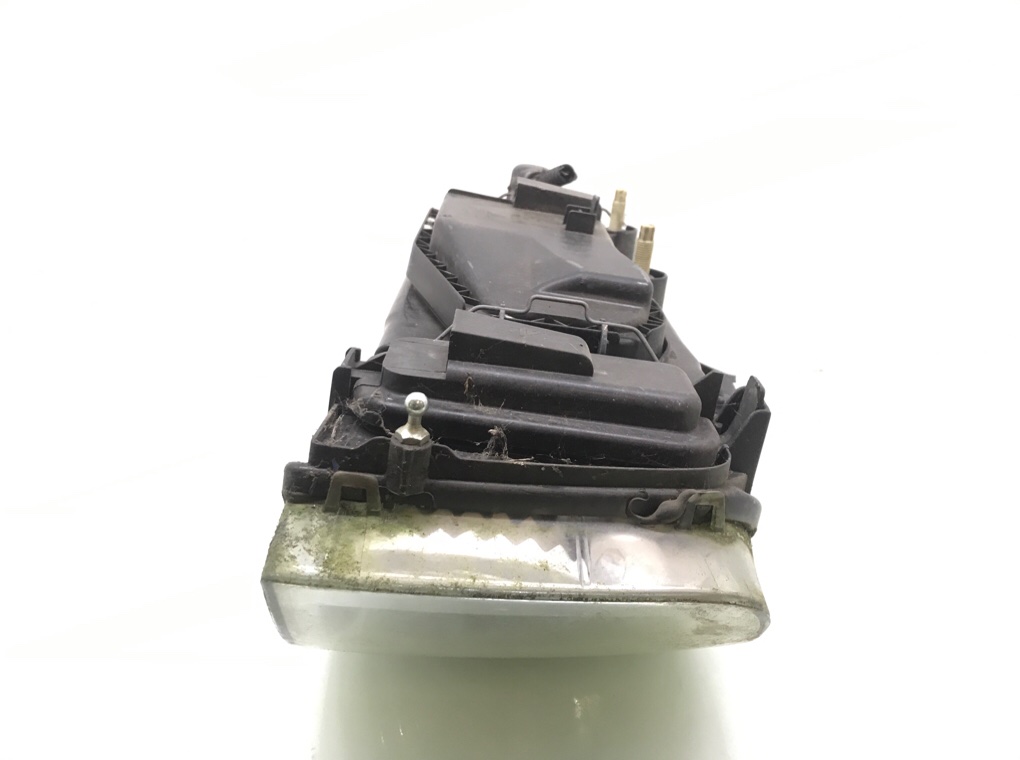 Фара правая бу для Peugeot Boxer 1 2.0 HDi, 2005 г. Фара правая бу для Peugeot Boxer 1 2.0 HDi, 2005 г.