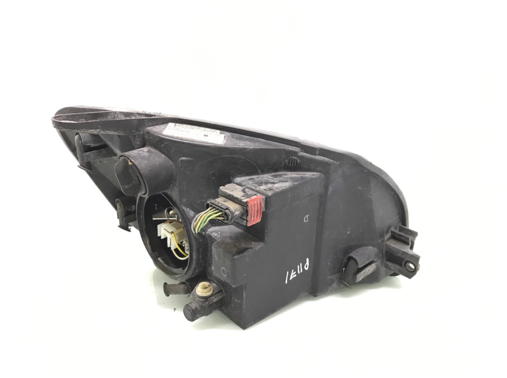 Фара левая бу для Citroen Berlingo 1 1.6 HDi, 2007 г. Фара левая бу для Citroen Berlingo 1 1.6 HDi, 2007 г.