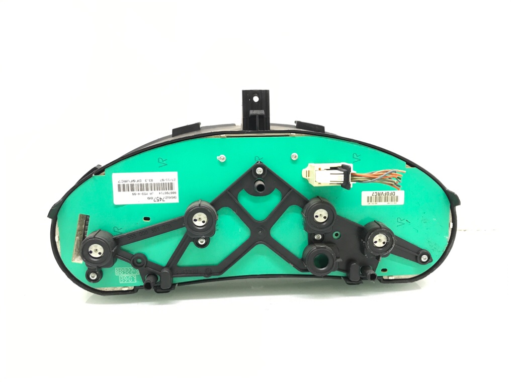 Щиток приборов (приборная панель) бу для Citroen Berlingo 1 1.6 HDi, 2007 г. Щиток приборов (приборная панель) бу для Citroen Berlingo 1 1.6 HDi, 2007 г.