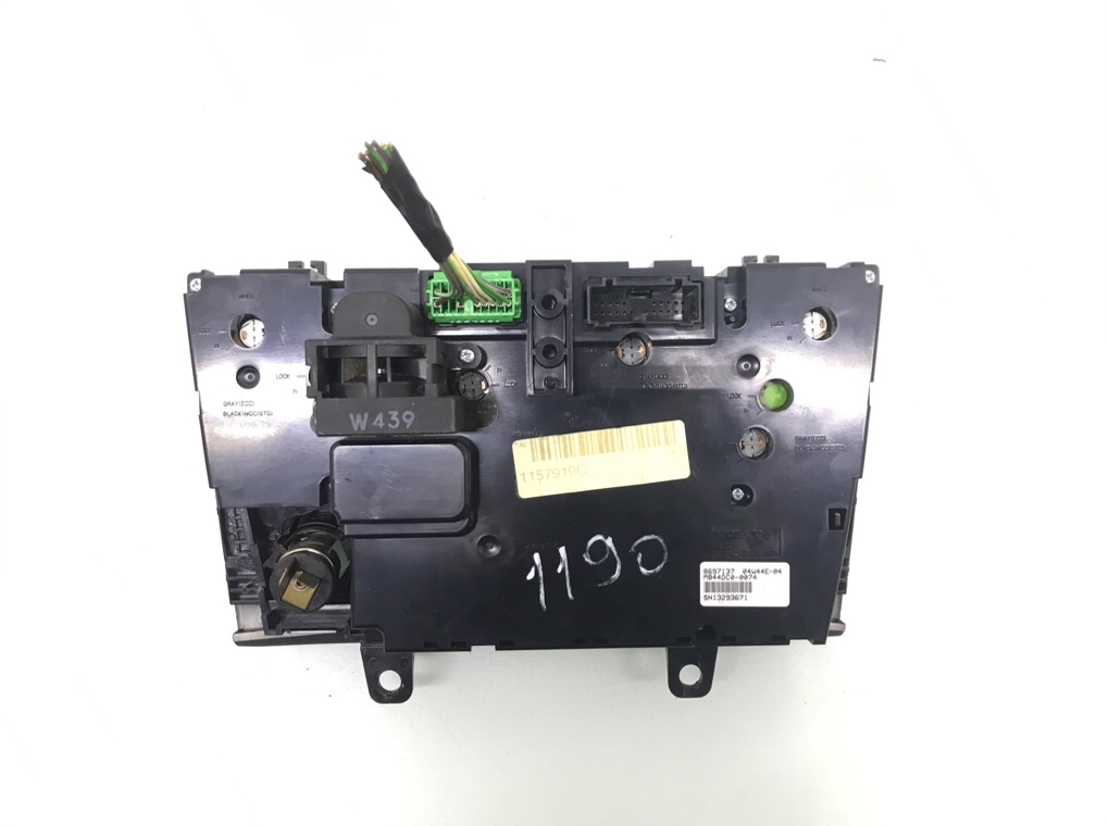 Блок управления печки/климат-контроля бу для Volvo XC90 2.4 D5, 2004 г. Блок управления печки/климат-контроля бу для Volvo XC90 2.4 D5, 2004 г.