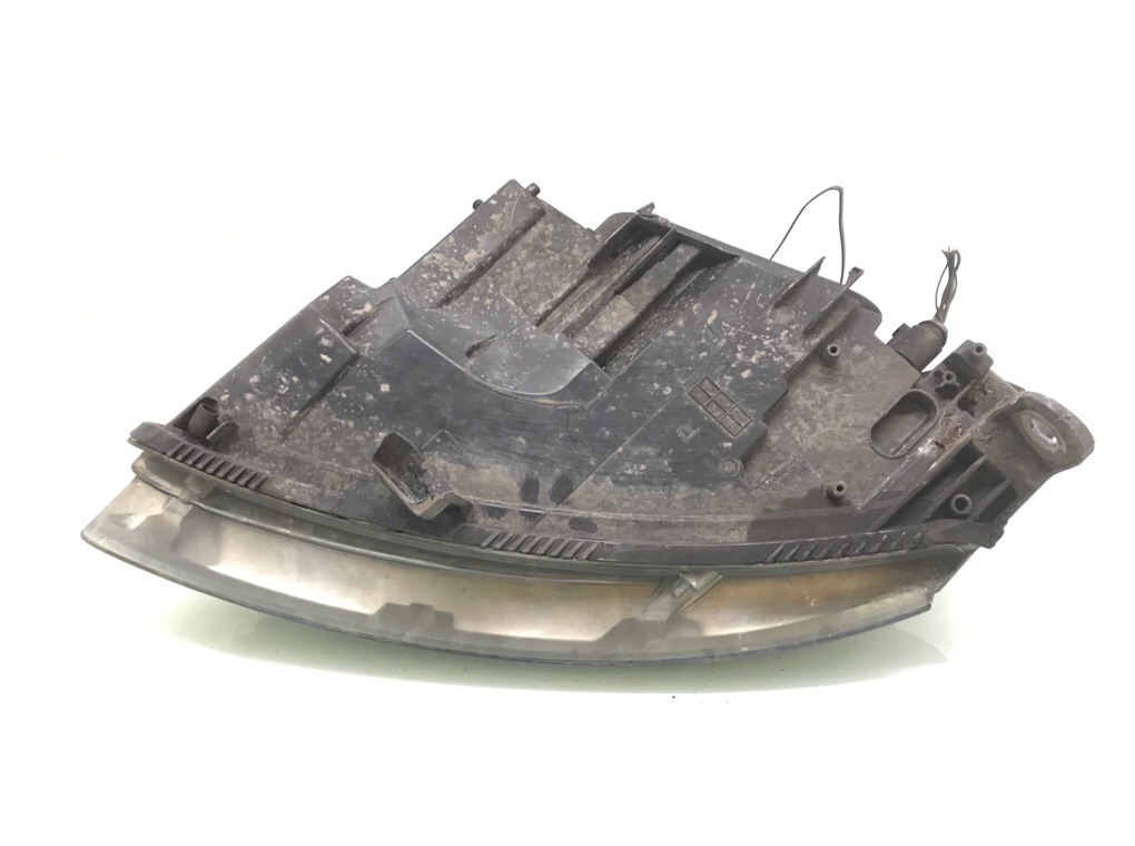 Фара правая бу для Audi A6 C6 2.0 TDi, 2007 г. Фара правая бу для Audi A6 C6 2.0 TDi, 2007 г.