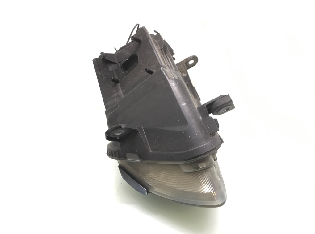 Фара правая бу для Audi A6 C6 2.0 TDi, 2007 г. Фара правая бу для Audi A6 C6 2.0 TDi, 2007 г.