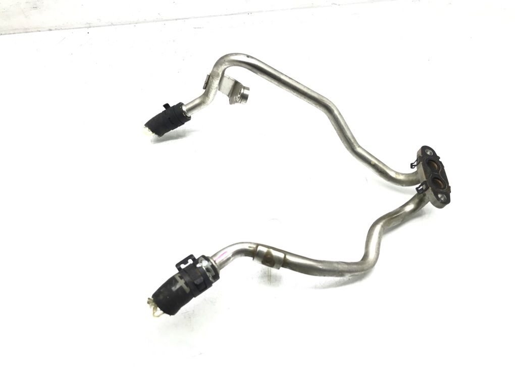 Трубка охлаждающей жидкости металлическая бу для Skoda Kodiaq 1 1.5 Ti, 2023 г. Трубка охлаждающей жидкости металлическая бу для Skoda Kodiaq 1 1.5 Ti, 2023 г.