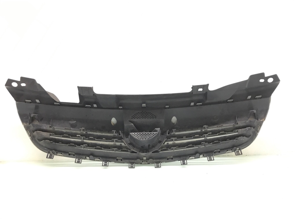 Решетка радиатора бу для Opel Zafira B 1.7 CDTi,  2011 г.