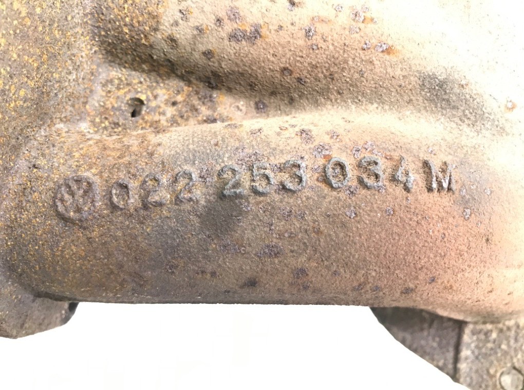 Коллектор выпускной бу для Audi TT  3.2 i,  2004 г.