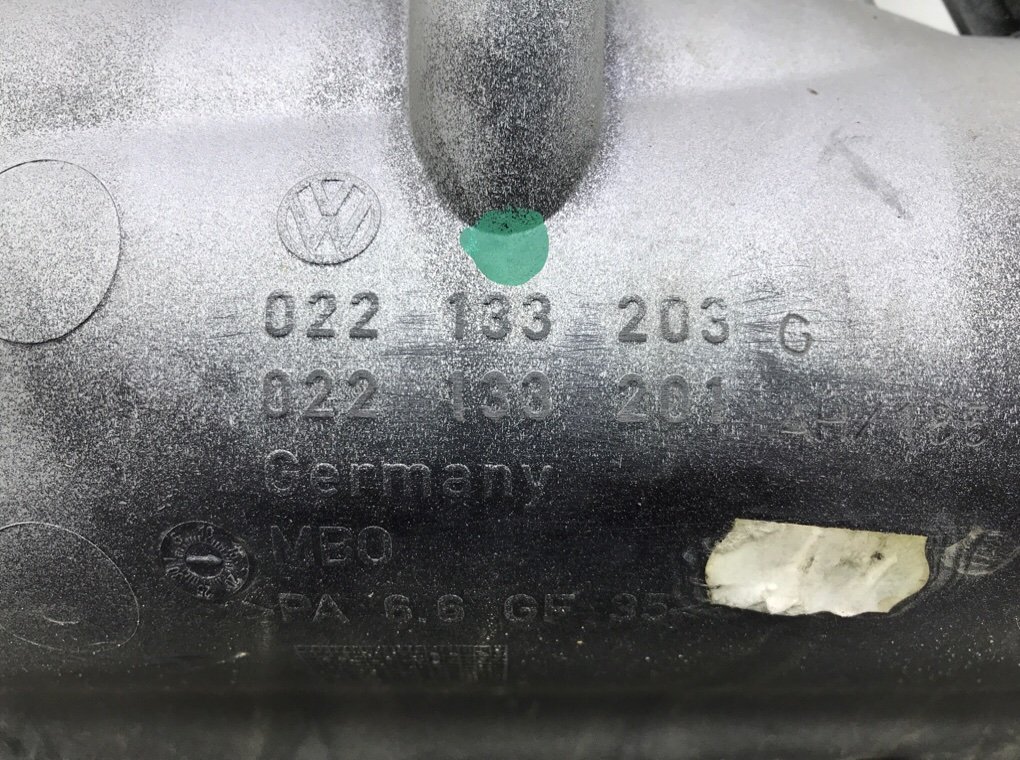 Коллектор впускной бу для Audi TT  3.2 i,  2004 г.