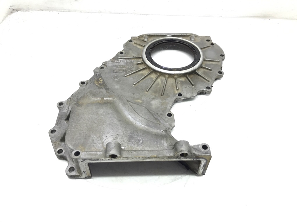 Крышка двигателя передняя бу для Audi TT  3.2 i,  2004 г.