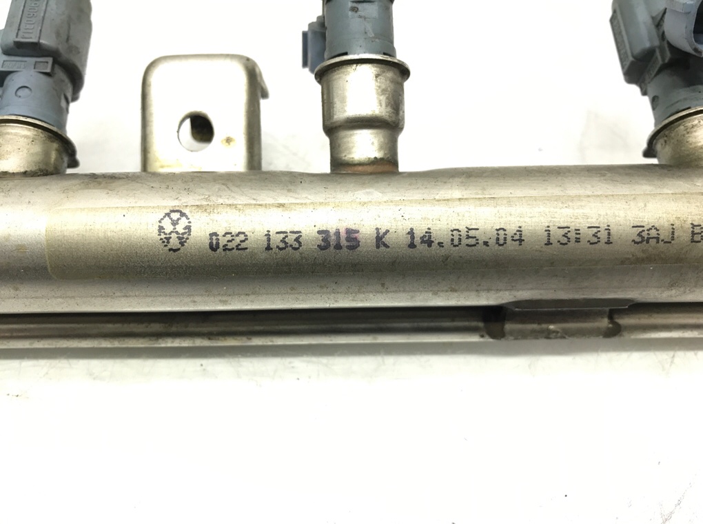 Топливная рампа бу для Audi TT  3.2 i,  2004 г.