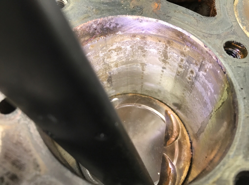 Блок цилиндров бу для Audi TT  3.2 i,  2004 г.