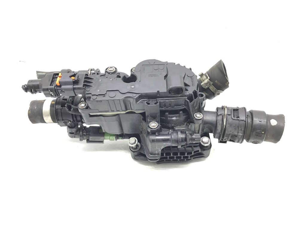 Корпус термостата бу для Citroen C4 Picasso 2 1.6 HDi, 2016 г. Корпус термостата бу для Citroen C4 Picasso 2 1.6 HDi, 2016 г.