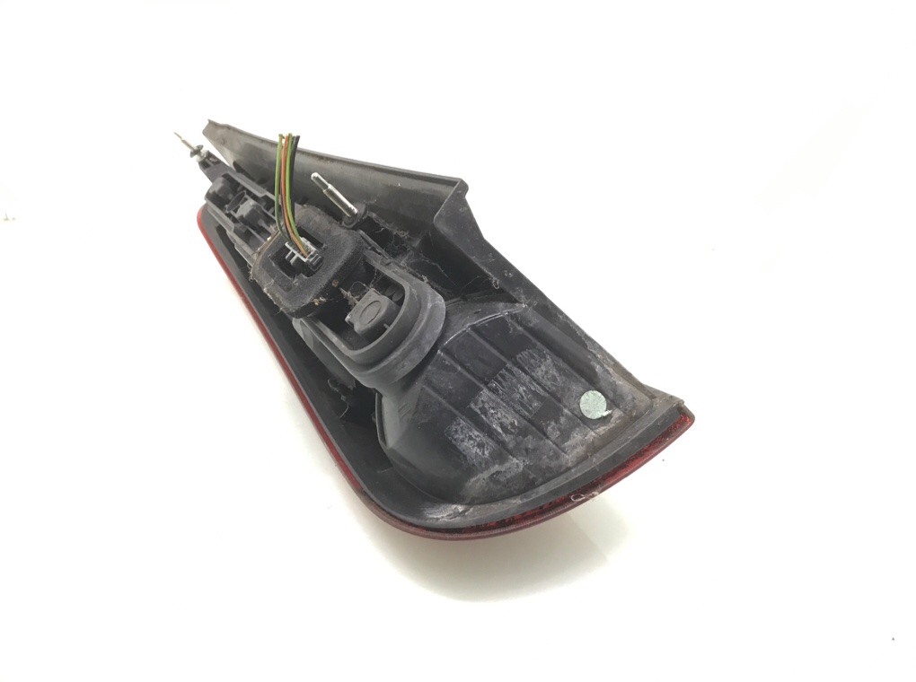 Фонарь задний правый бу для Ford C-Max 1 1.8 i, 2007 г. Фонарь задний правый бу для Ford C-Max 1 1.8 i, 2007 г.