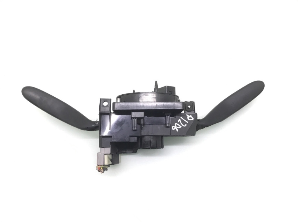 Переключатель подрулевой (стрекоза) бу для Volkswagen Polo 4 1.2 i,  2002 г.