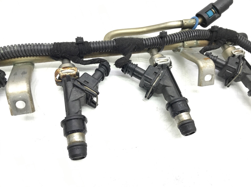 Топливная рампа бу для Opel Meriva A 1.6 i, 2010 г. Топливная рампа бу для Opel Meriva A 1.6 i, 2010 г.