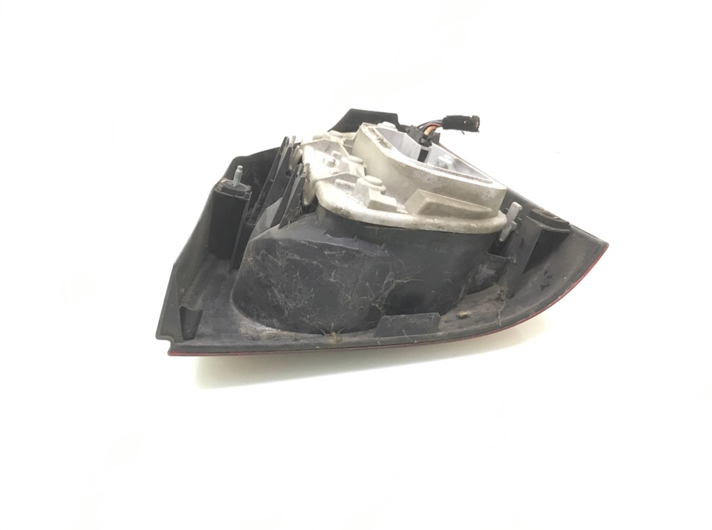 Фонарь задний левый бу для Volkswagen Polo 4 1.2 i, 2002 г. Фонарь задний левый бу для Volkswagen Polo 4 1.2 i, 2002 г.