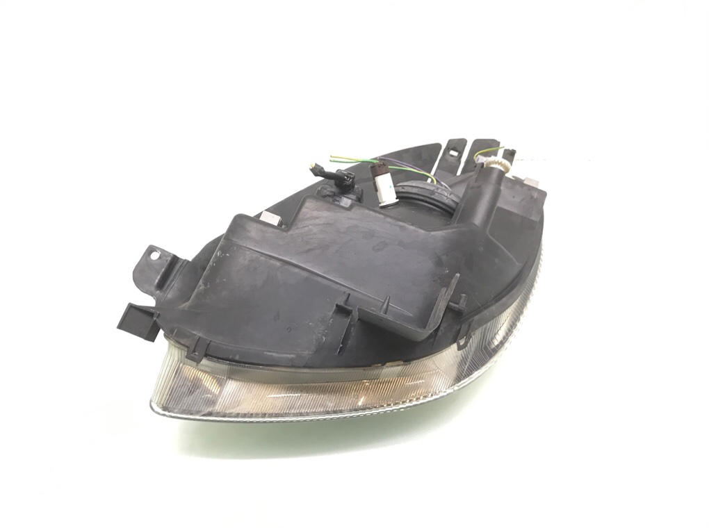 Фара правая бу для Citroen Xsara Picasso  2.0 HDi,  2001 г.