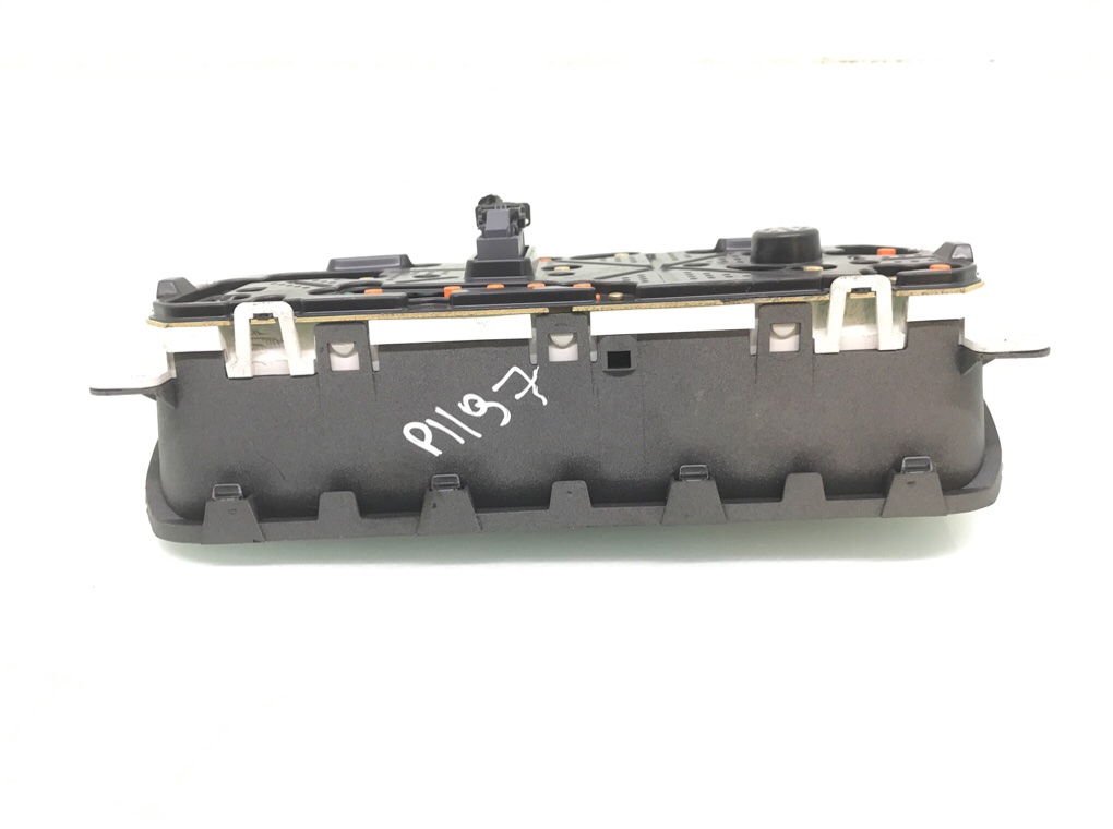 Щиток приборов (приборная панель) бу для Opel Agila A 1.2 i, 2005 г. Щиток приборов (приборная панель) бу для Opel Agila A 1.2 i, 2005 г.