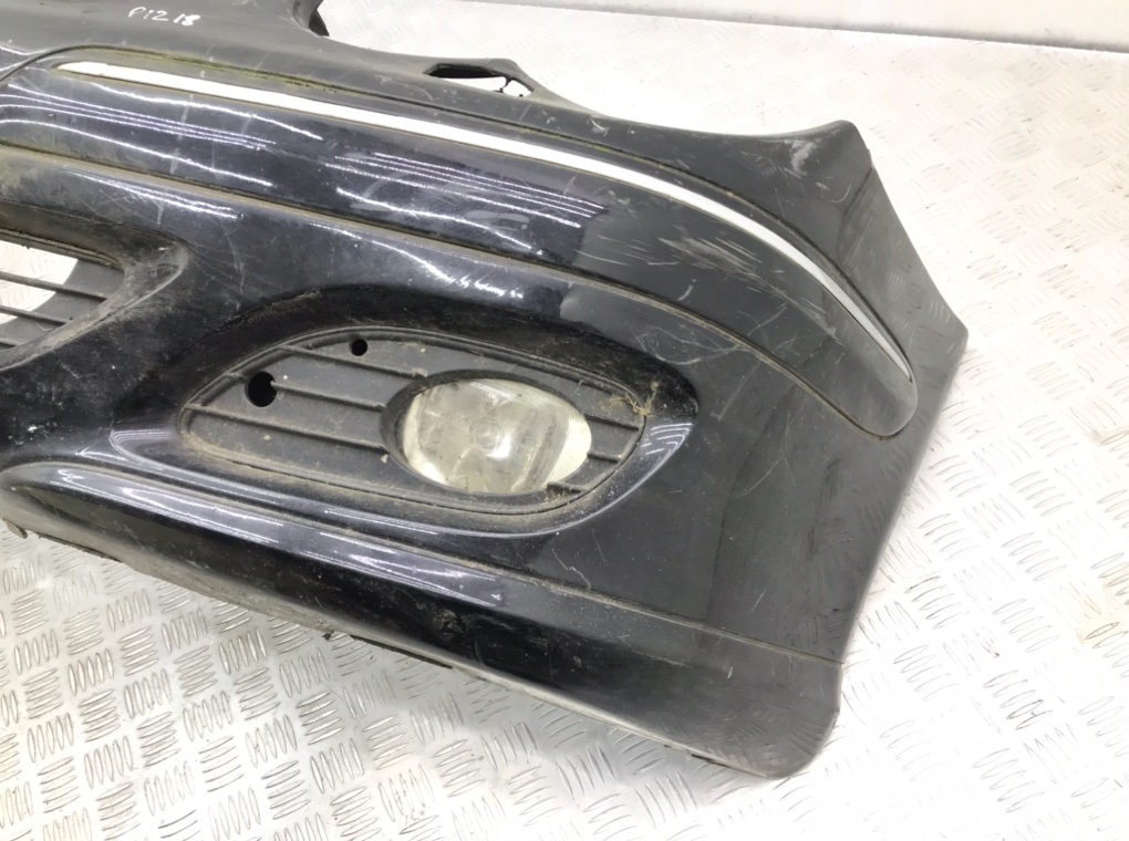 Бампер передний бу для Mercedes C W203 1.8 i, 2004 г. Бампер передний бу для Mercedes C W203 1.8 i, 2004 г.